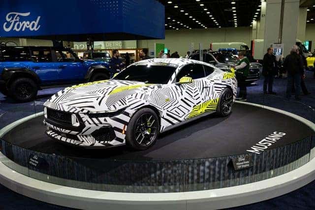RTR camo Mustang