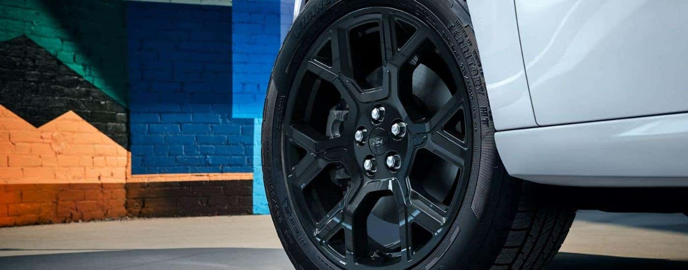 White 2026 Ford Maverick Lobo Black wheel base