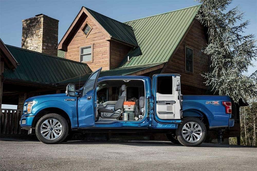 2019-Ford-F-150-Parked-Outside-with-Inside-Cargo-Area-Loaded