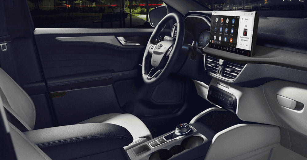 Ford-Escape-Trim-Level-Differences---interior view of Ford Escape