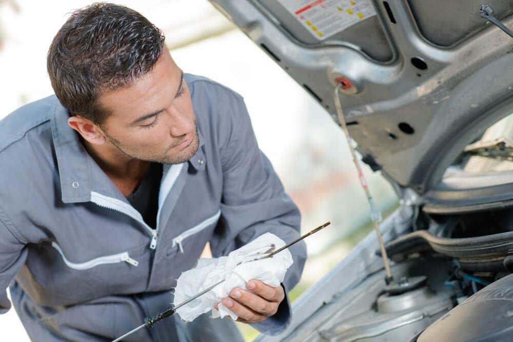 Customer scheduling a Ford oil change online at Ford of Latham