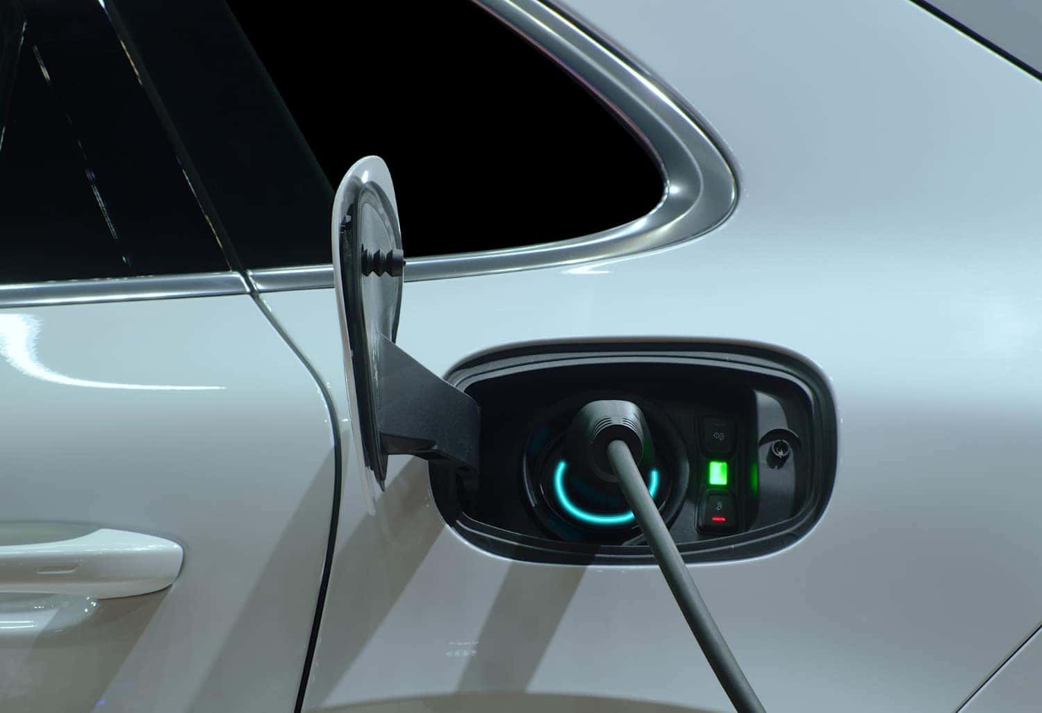 Electric Vehicle Dealer near Lyons NY | Friendly Ford