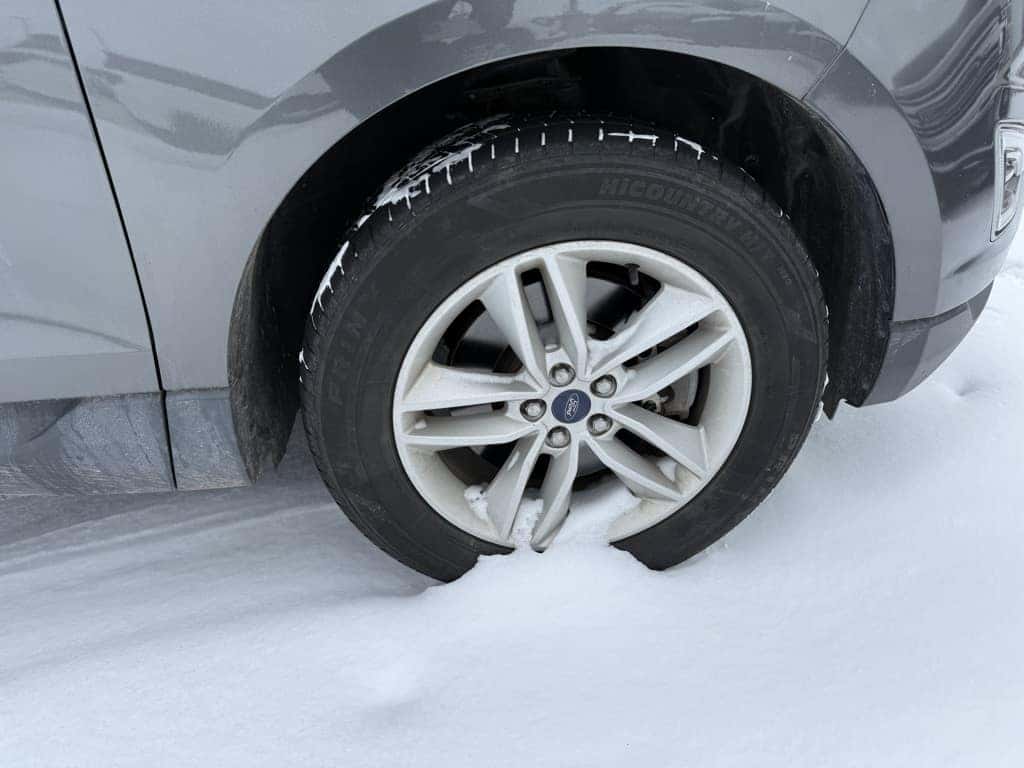 Used SUV tire traction in snowy winter driving conditions