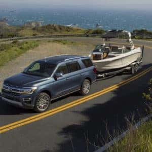 Expedition Towing Boat