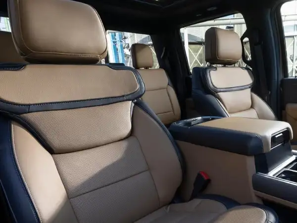 2027 Ford Super Duty Interior