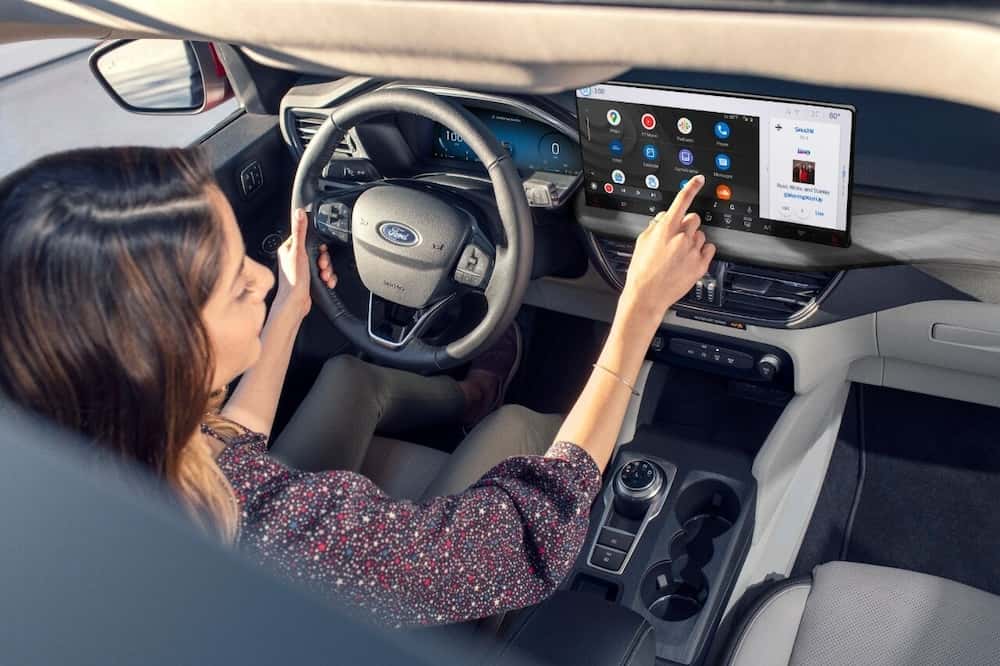2025 Ford Escape Platinum interior