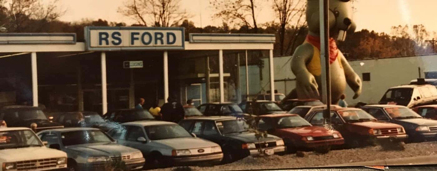 The RS ford dealership is shown.