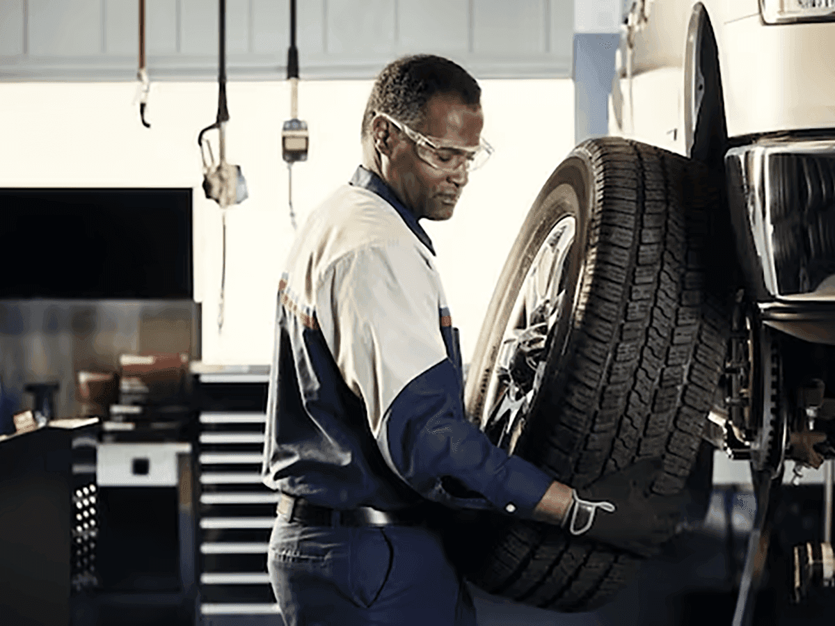 Tire Rotation Service | Lou Fusz Ford