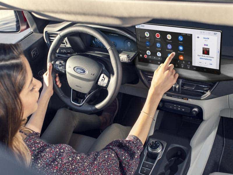New 2023 Ford Escape interior features and technology