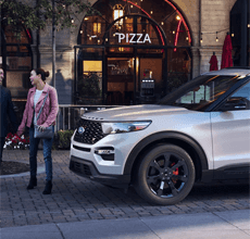 2022 ford explorer st