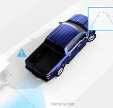 rear view camera with dynamic hitch assist
