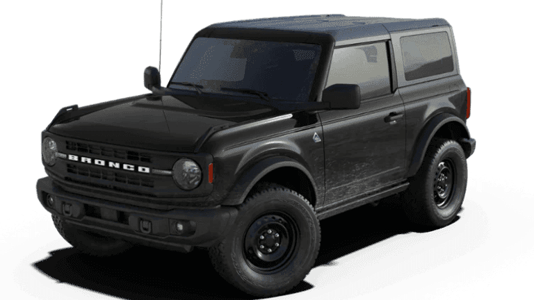 2023 Ford Bronco Black Diamond in Shadow Black exterior