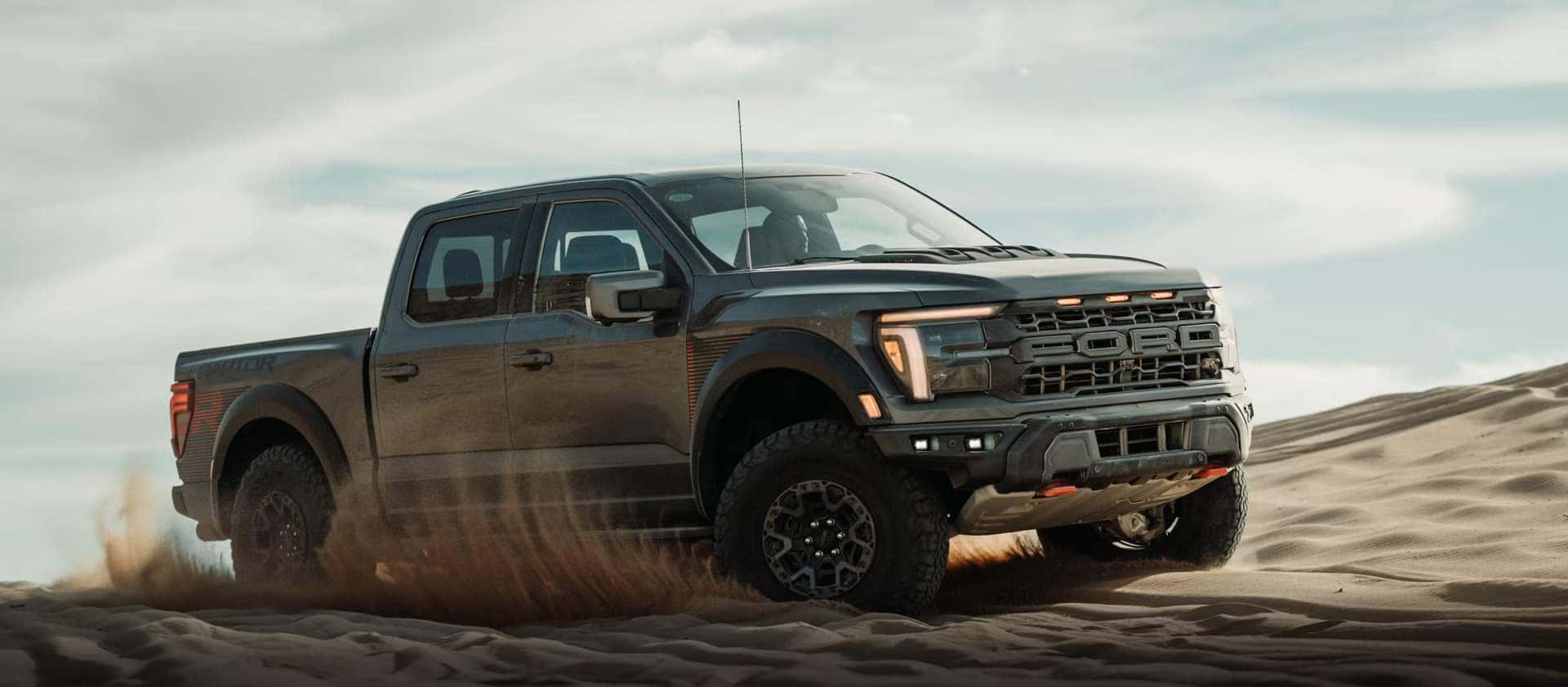 2025 Ford F-150 dynamic LED headlights
