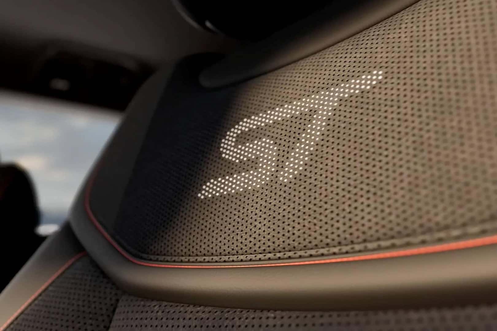 ford explore st seat