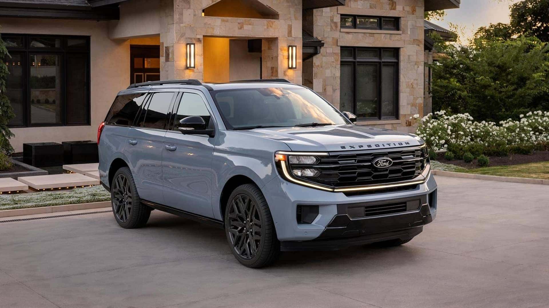 ford expedition parked in driveway