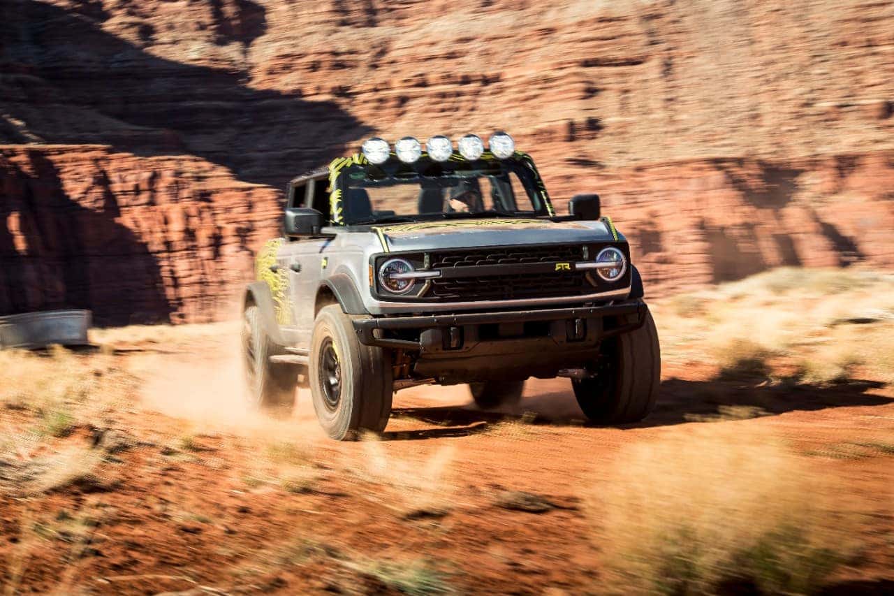 RTR Vehicles custom Bronco four-door SUV_02